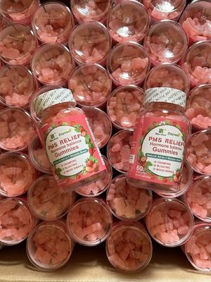 Regulieren Sie die Menstruation Gummy OEM Womb Detox Yoni Gummies 3g * 60 Sandwich Diamantform