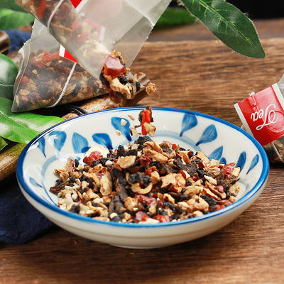 100% natürliche Kräuter Privatetikett Ginseng Rote Datteln Goji Berry Männliche Gesundheit Mischtee